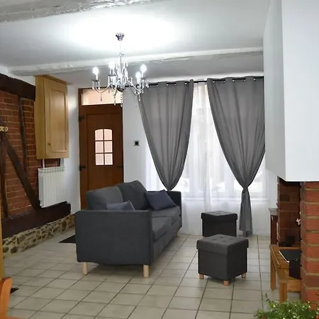 L'escale Des Remparts Holiday home *