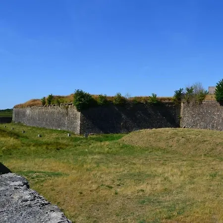 Holiday home L'escale Des Remparts